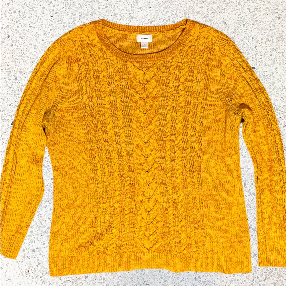 Old Navy knit sweater - Picture 1 of 4